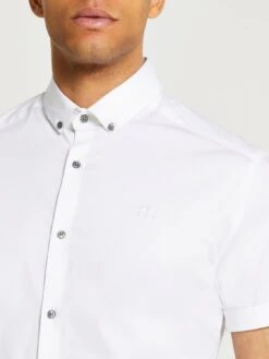 River Island River Island Short Sleeve Muscle Fit Shirt - White -Barbou Clothing Shop U4EAR SQ4 0000000013 WHITE MDd