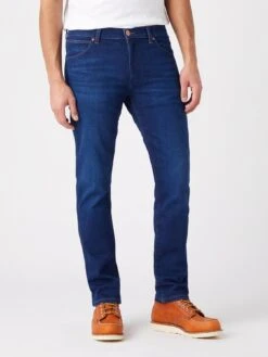 Wrangler Larston Slim Tapered Fit Jeans - Blue