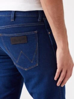 Wrangler Larston Slim Tapered Fit Jeans - Blue -Barbou Clothing Shop VF73O SQ4 0000000020 BLUE MDd