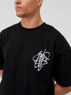 HUGO Denevada Oversize Fit T-shirt - Black -Barbou Clothing Shop VFZID SQ4 0000000004 BLACK MDd