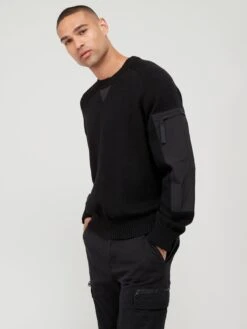 HUGO Sutil Crew Neck Jumper - Black 