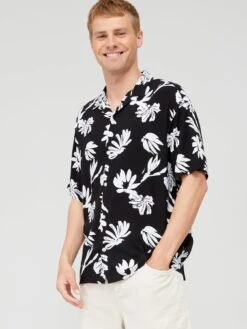 Jack & Jones Resort Floral Short Sleeve Shirt - Black