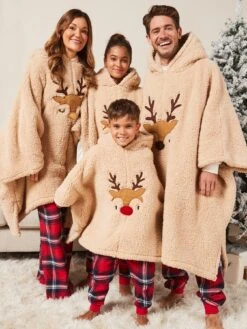 Very Man Mens Family Christmas Reindeer Slanket - Brown
