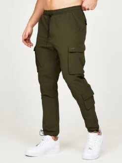 Alessandro Zavetti Riva Woven Cargo Pants - KhakiĀ