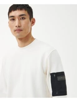 Barbour International Grip Patch Pocket Crew Sweatshirt - Cream -Barbou Clothing Shop VJGKM SQ4 0000000067 CREAM MDd