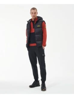 Barbour International Hoxton Padded Gilet - Black 7 Barbour International Hoxton Padded Gilet - Black -Barbou Clothing Shop VJGMM SQ3 0000000004 BLACK MDo